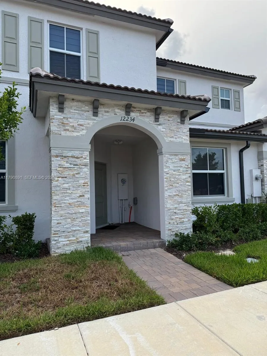 3 bedroom 2 bath for sale at 12234 NW 23rd Path, Miami FL 33167