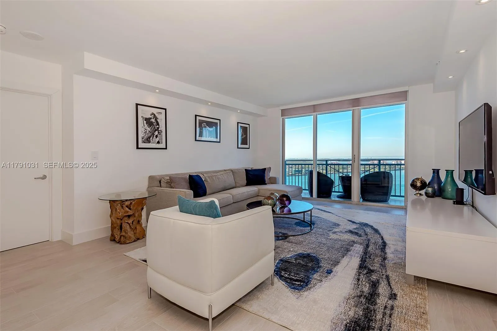 90 Alton Rd # 2410, Miami Beach FL 33139