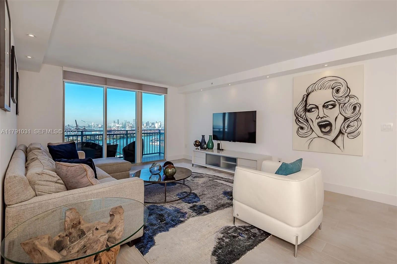 90 Alton Rd # 2410, Miami Beach FL 33139
