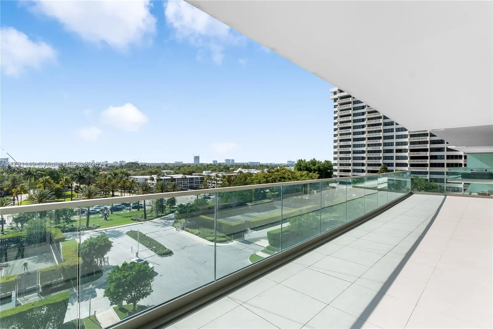 10201 Collins Ave # 605, Bal Harbour FL 33154