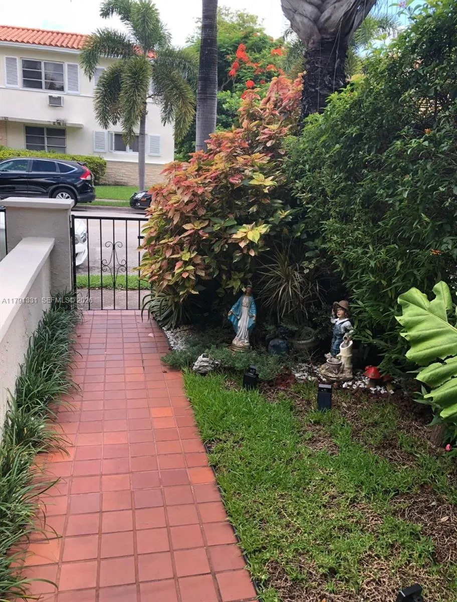 248 Majorca Ave # 248, Coral Gables FL 33134