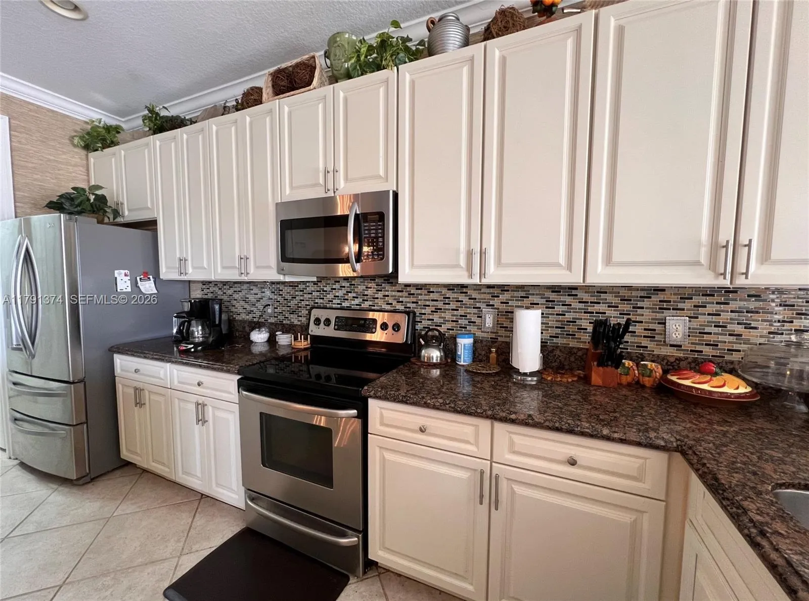 113 Bella Vista Way, Royal Palm Beach FL 33411