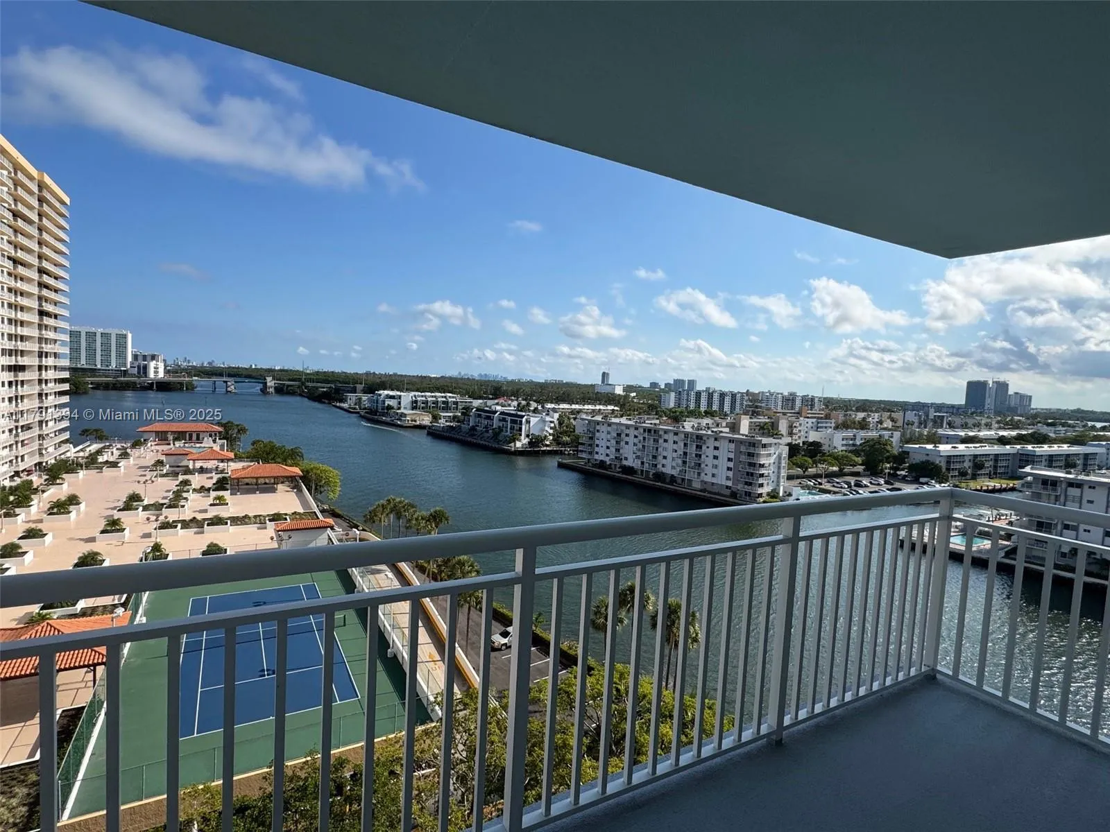 301 174th St # 1105, Sunny Isles Beach FL 33160