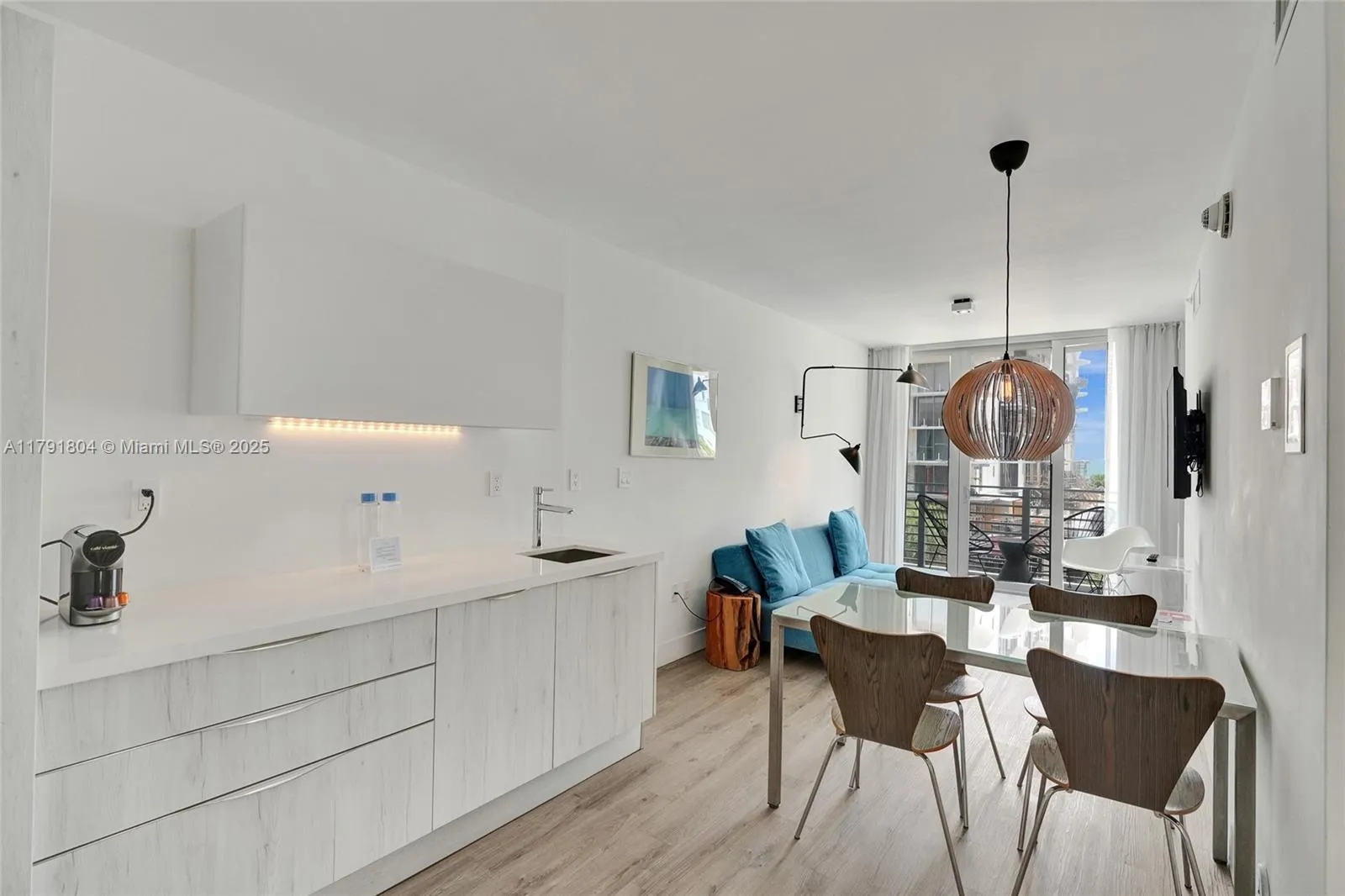 6080 Collins Ave # 520, Miami Beach FL 33140