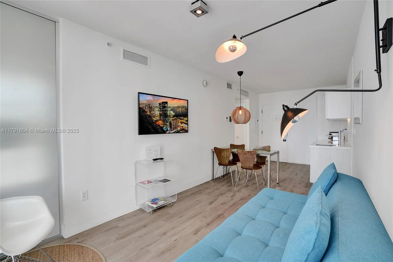 6080 Collins Ave # 520, Miami Beach FL 33140