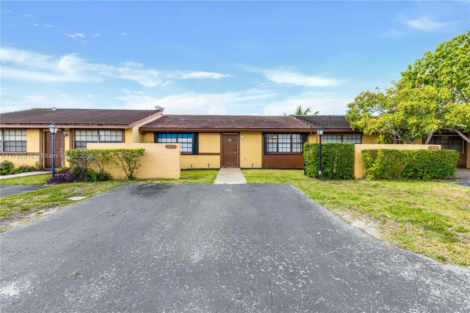 14712 SW 84th Ter, Miami FL 33193