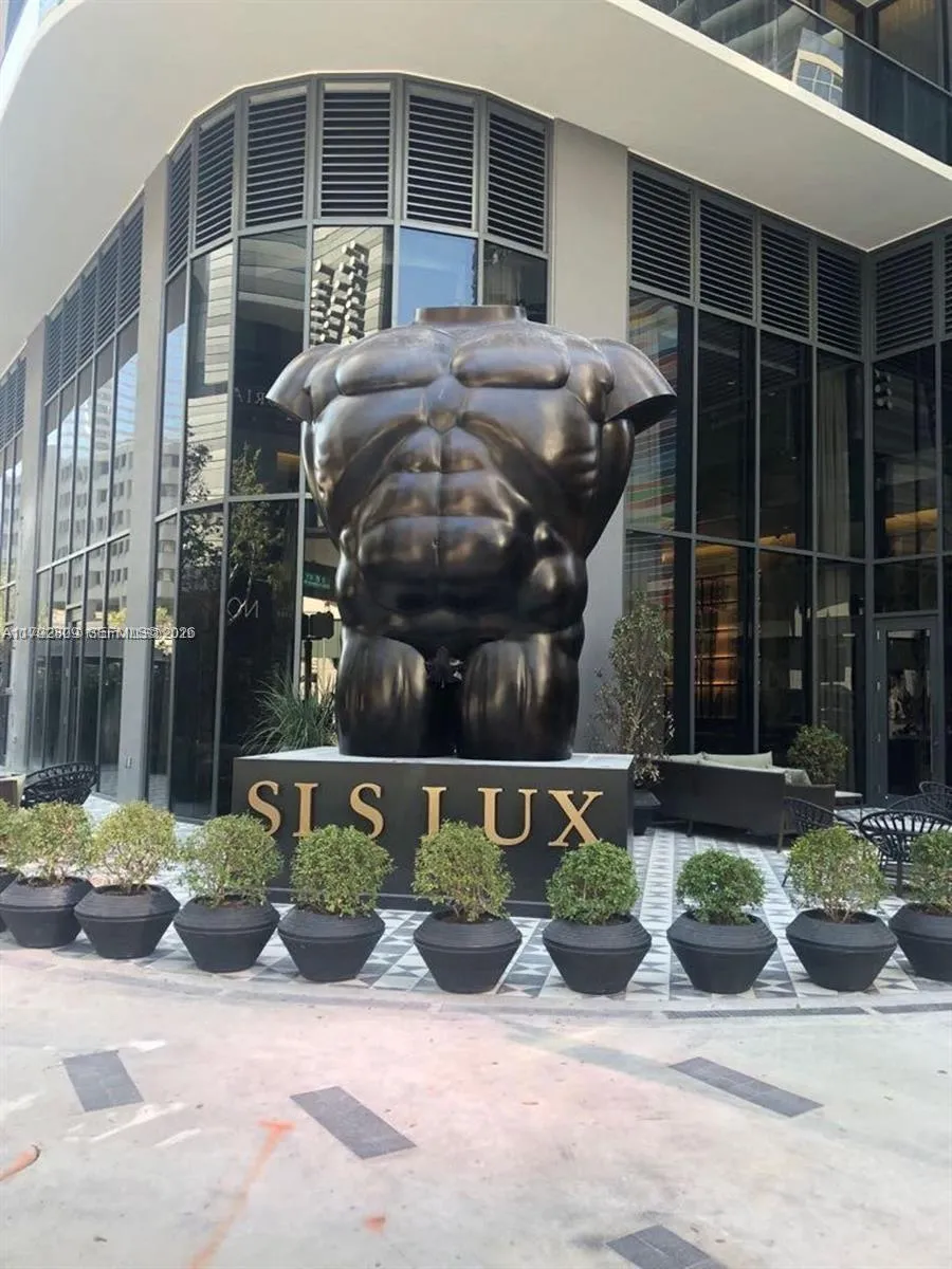 801 S Miami Ave # 2505, Miami FL 33130