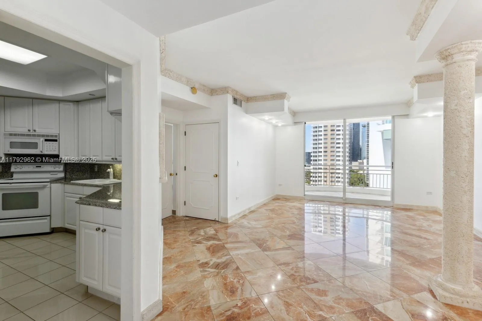 888 Brickell Key Dr # 1600, Miami FL 33131
