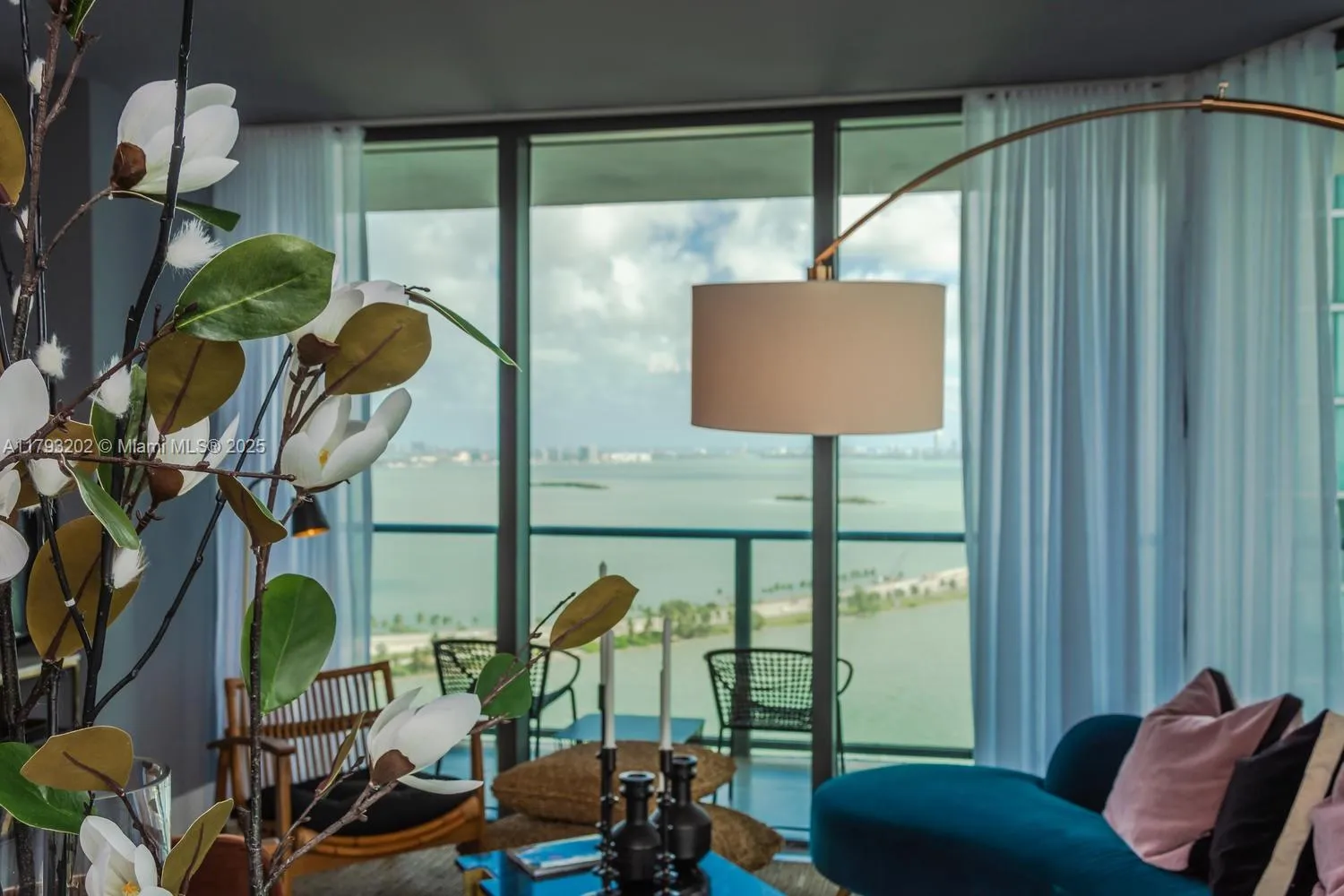 3 bedroom 2 bath for sale at 501 NE 31st St # 2906, Miami FL 33137