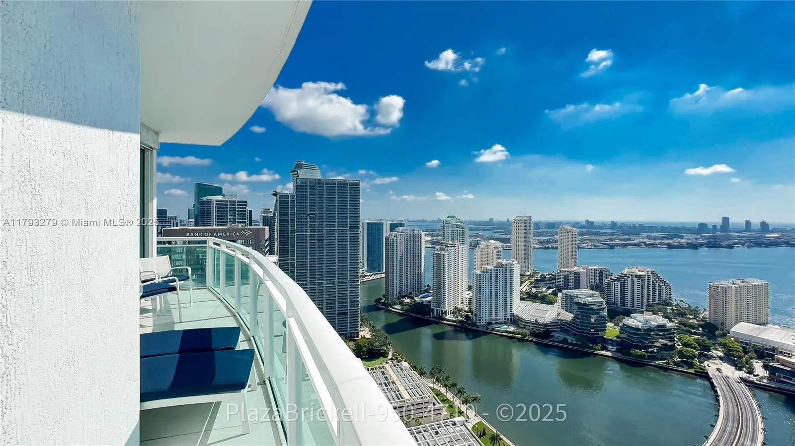 2 bedroom 2 bath for sale at 950 Brickell Bay Dr # 4710, Miami FL 33131