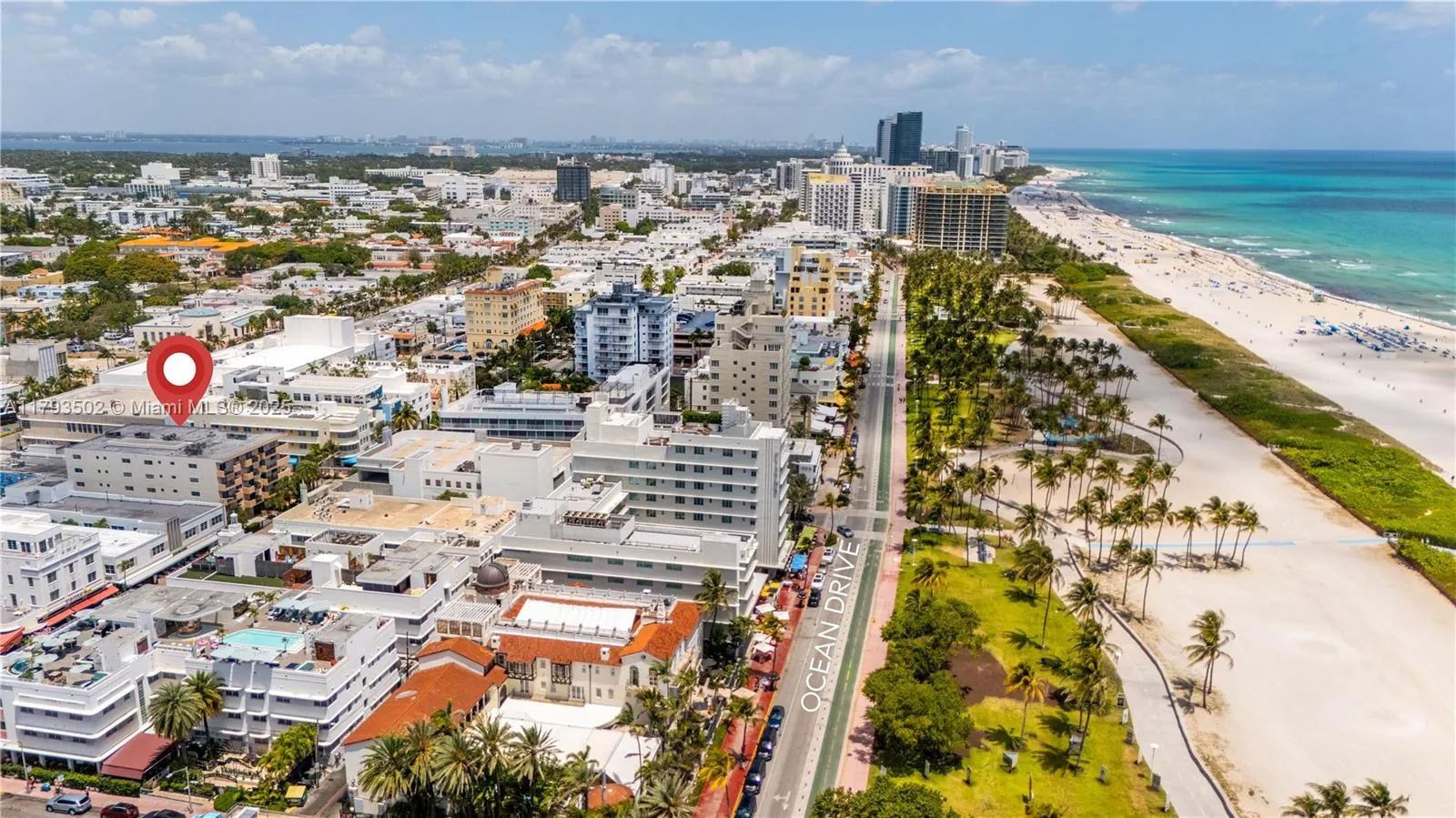 1 bedroom 1 bath for sale at 1150 Collins Ave # 403, Miami Beach FL 33139