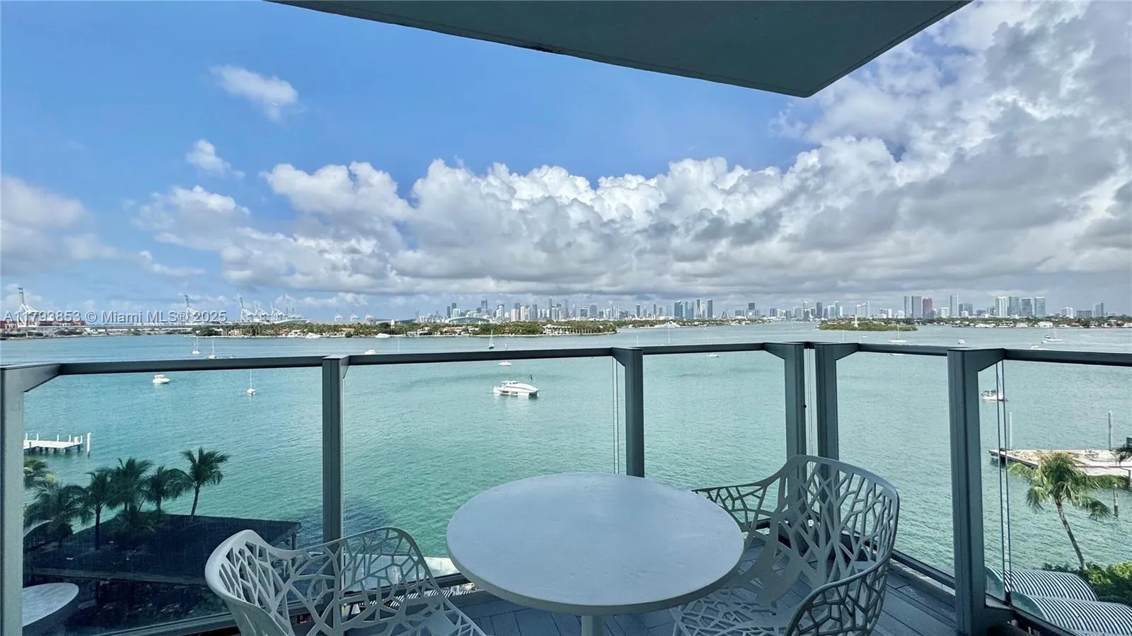 1 bath for sale at 1100 West Ave # 812, Miami Beach FL 33139