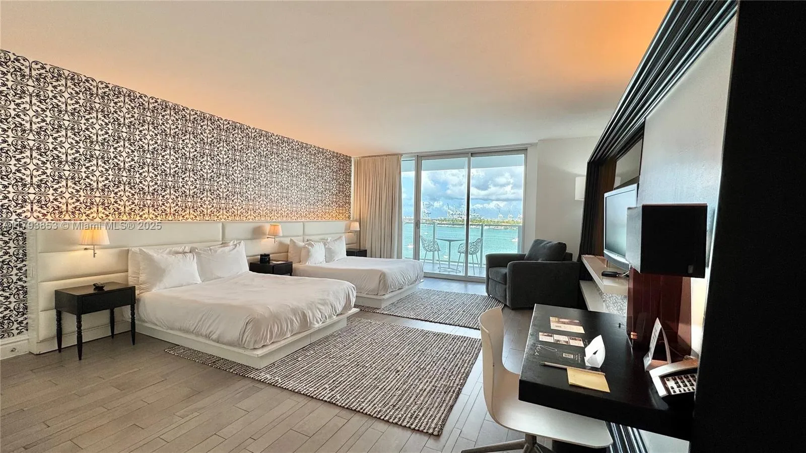 1100 West Ave # 812, Miami Beach FL 33139