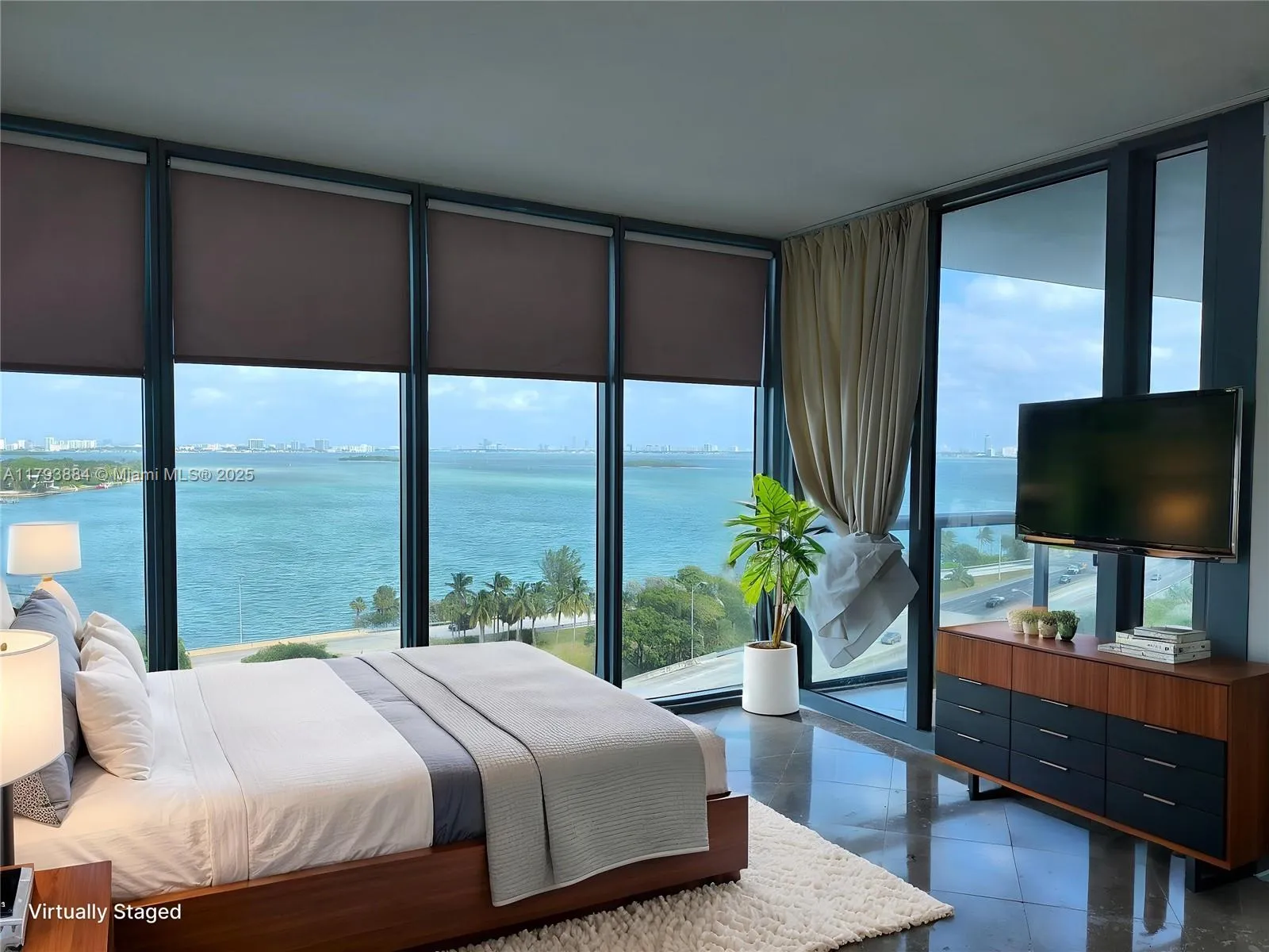 2 bedroom 2 bath for sale at 601 NE 36th St # 1010, Miami FL 33137