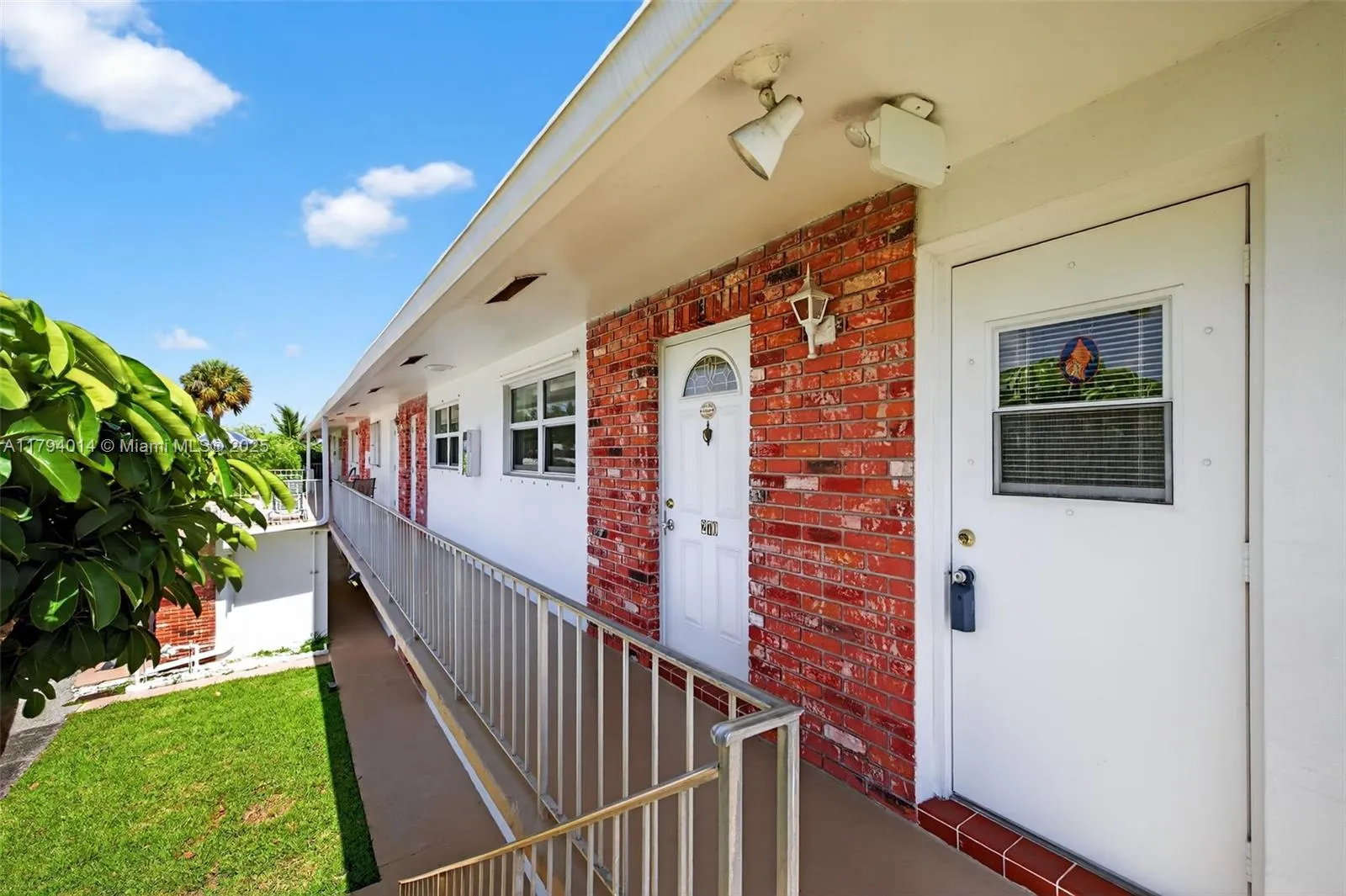 401 S Golf Blvd # 270, Pompano Beach FL 33064