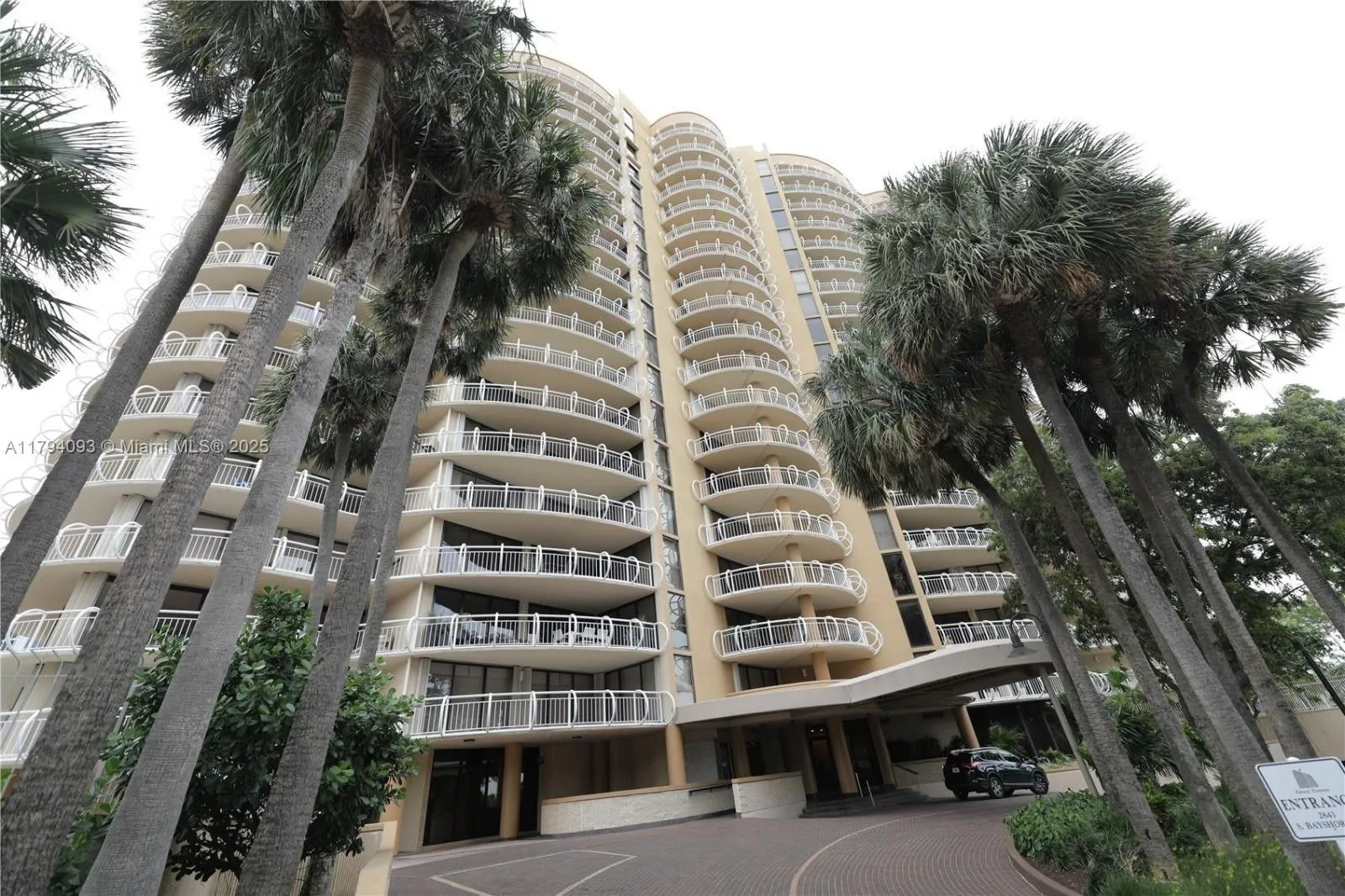 2843 S Bayshore Dr # 2, Miami FL 33133