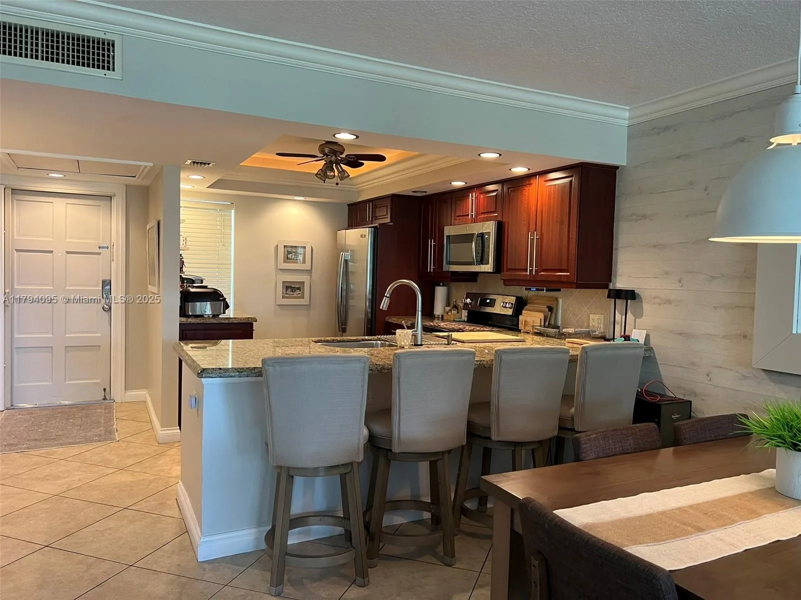 2601 S Course Dr # 304, Pompano Beach FL 33069