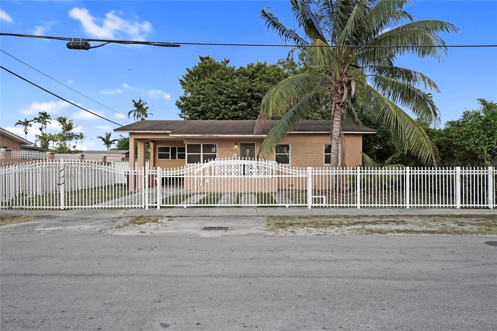 3 bedroom 2 bath for sale at 4241 W 1st Ave, Hialeah FL 33012