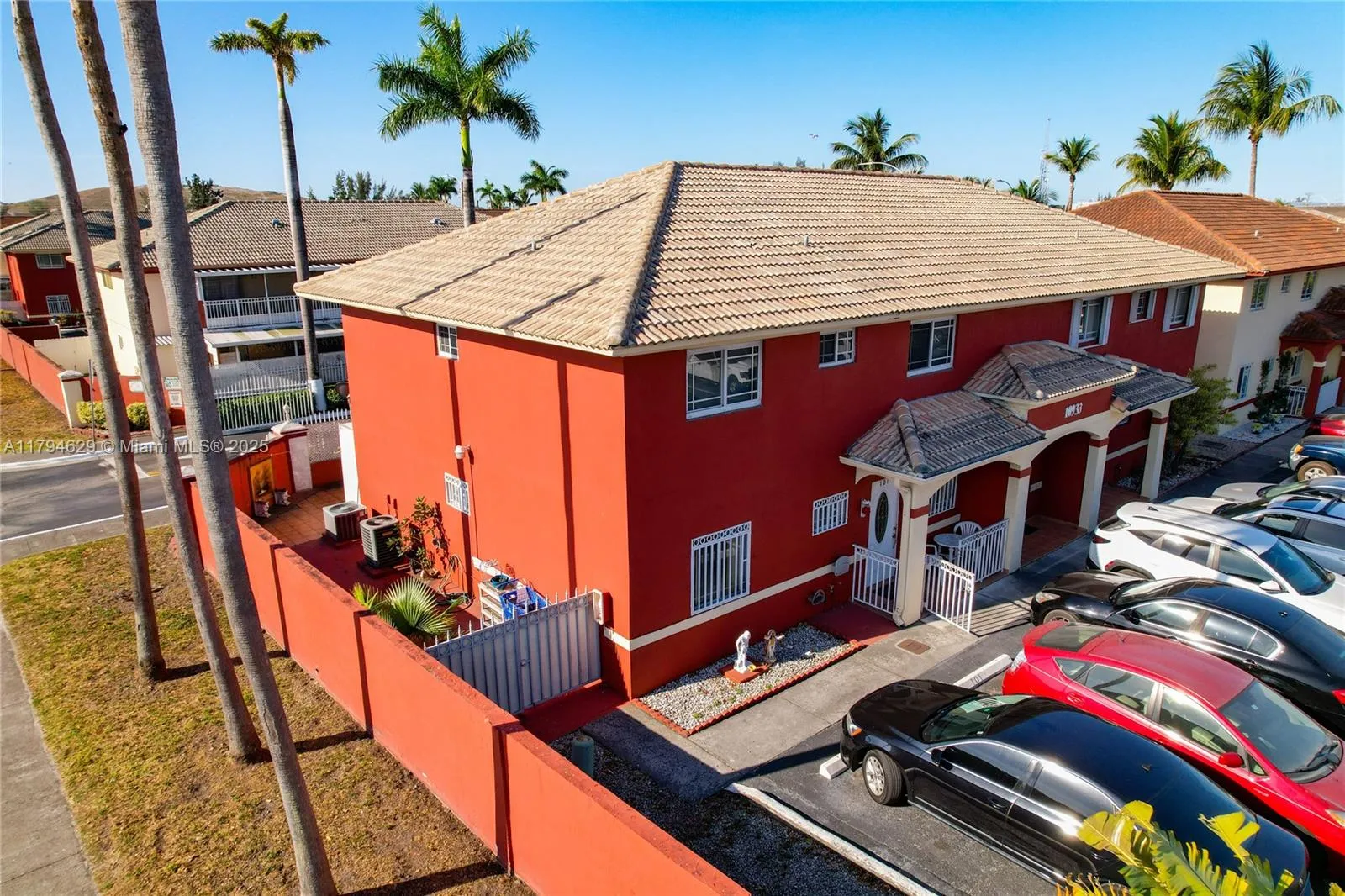 2 bedroom 2 bath Residential for sale at 10933 W Okeechobee Rd # 101, Hialeah Gardens FL 33018