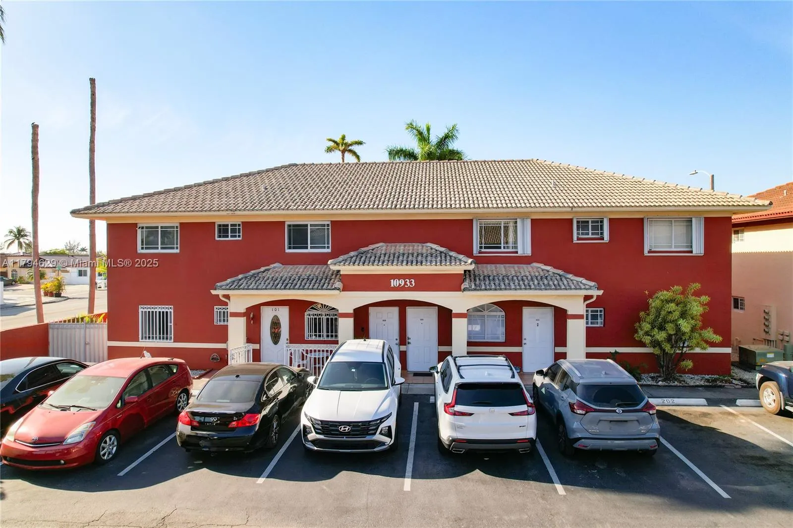 10933 W Okeechobee Rd # 101, Hialeah Gardens FL 33018
