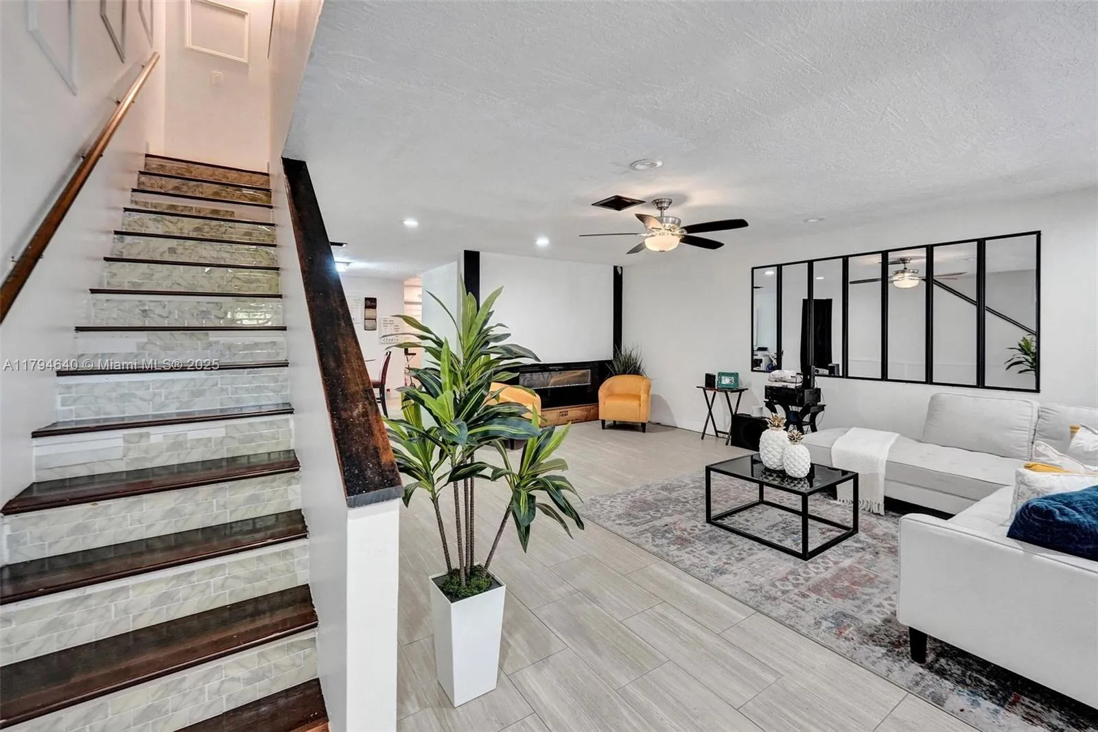 2 bedroom 2 bath for sale at 800 NW 47th St, Deerfield Beach FL 33064