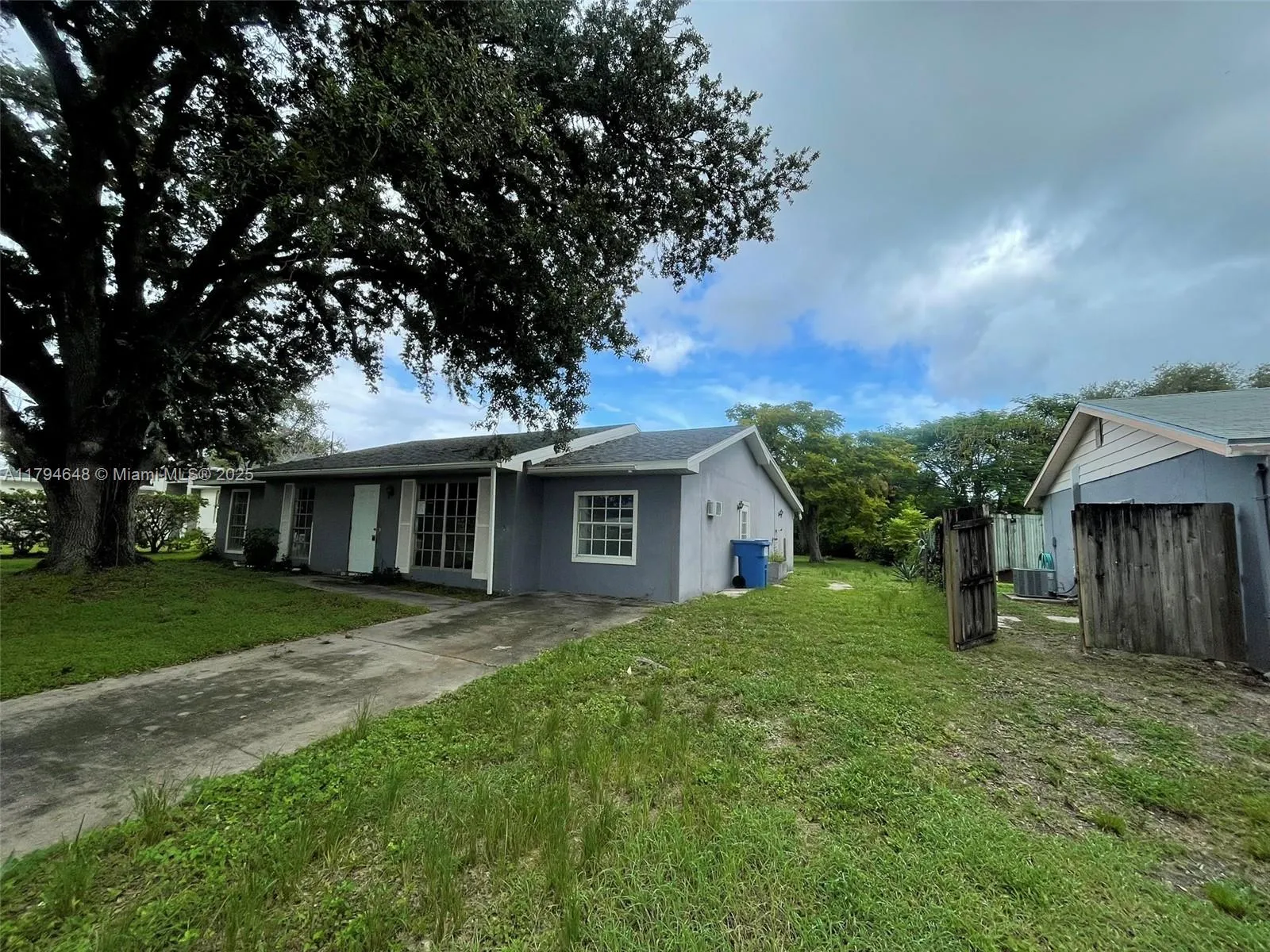 4030 SCHOOL CIR, La Belle FL 33935