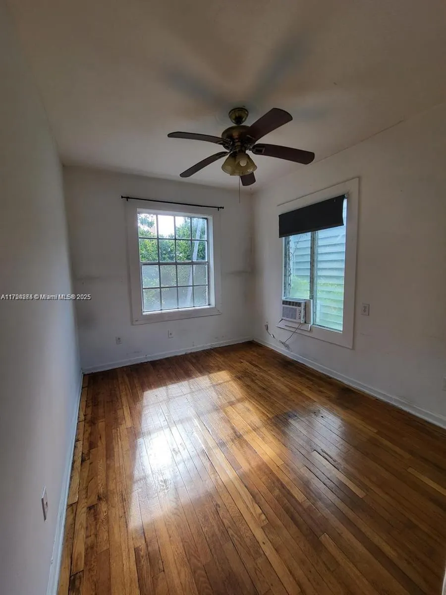 842 Meridian Ave # 3A, Miami Beach FL 33139