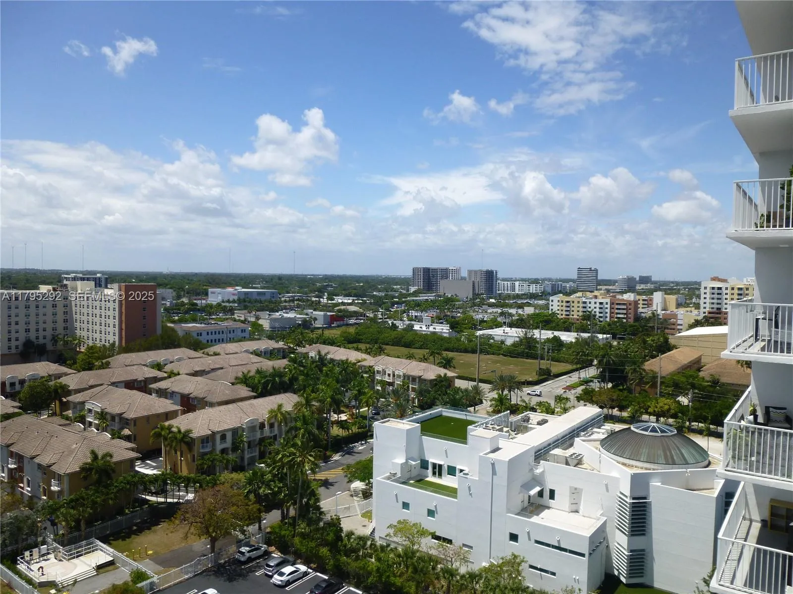 2801 NE 183rd St # 1507W, Aventura FL 33160
