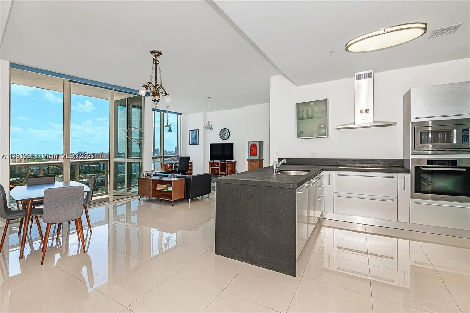 18201 Collins Ave # 3405, Sunny Isles Beach FL 33160