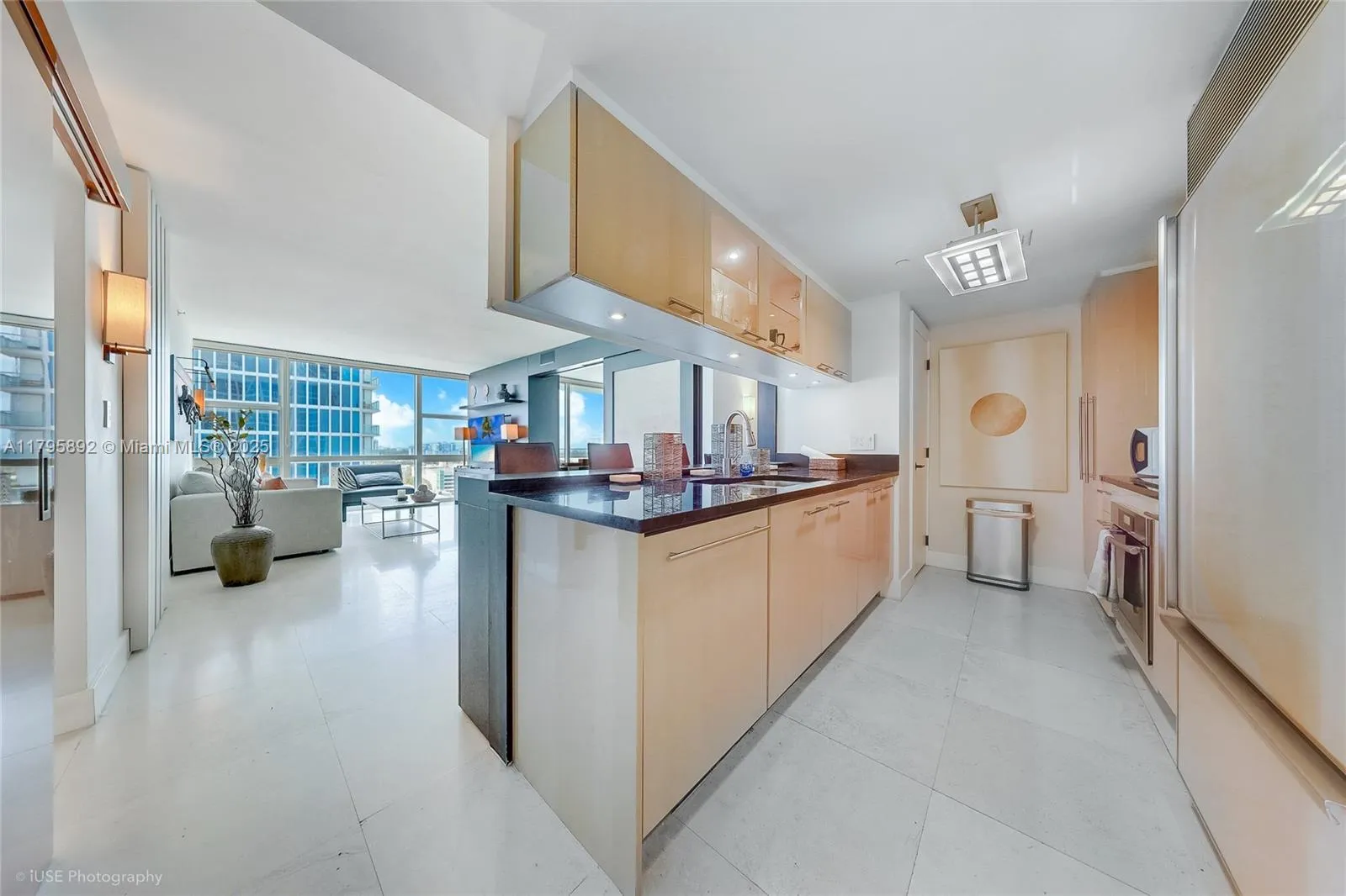 6801 Collins Ave # 1111, Miami Beach FL 33141