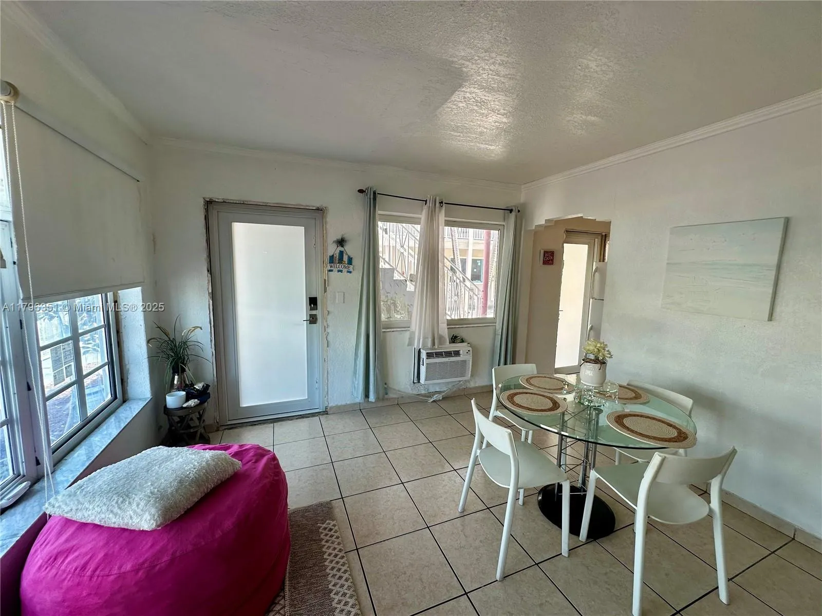 7435 Harding Ave # 101, Miami Beach FL 33141