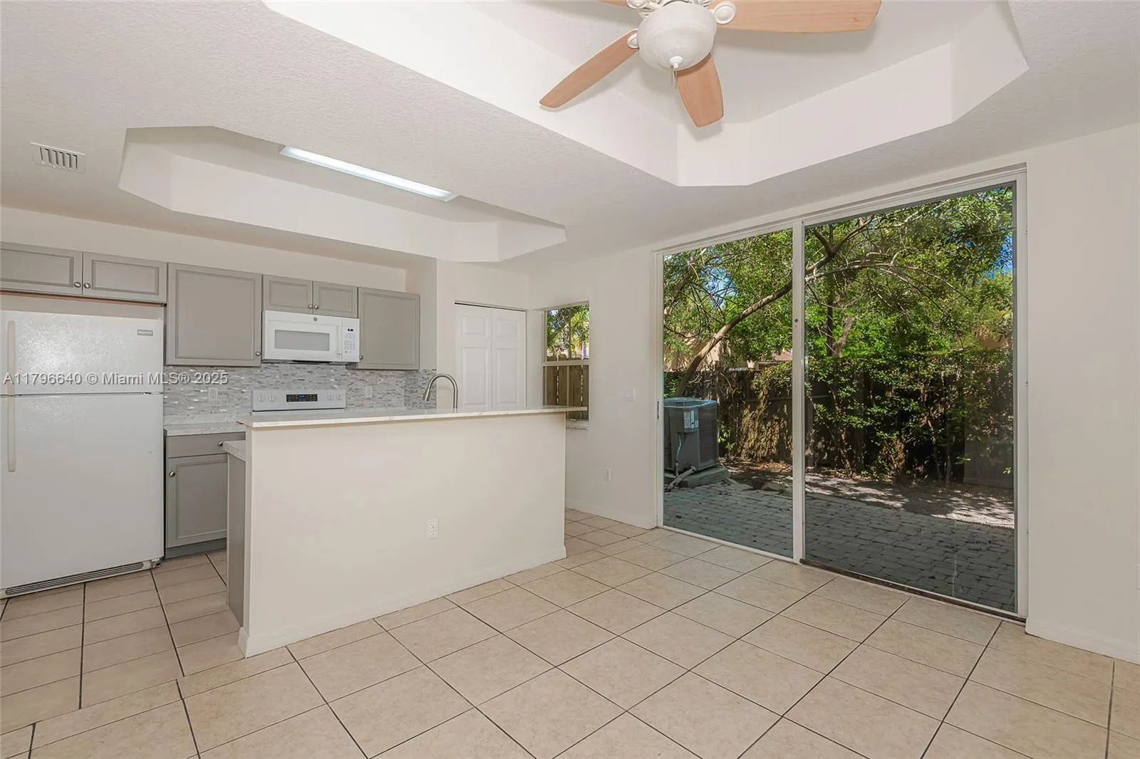 4962 E White Mangrove Way E # 4, Dania Beach FL 33312