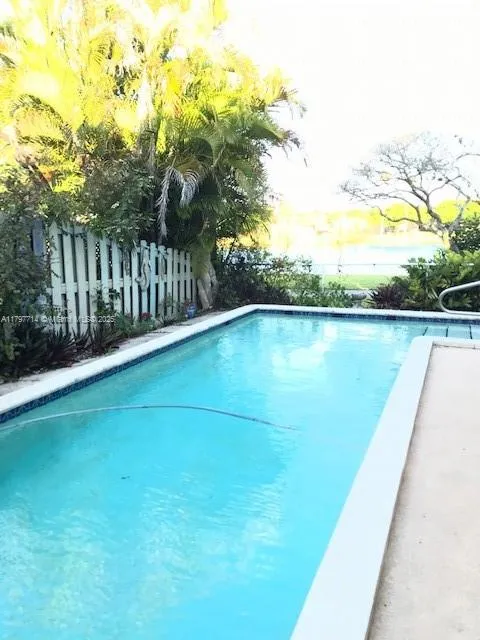 10135 SW 156th Ave, Miami FL 33196