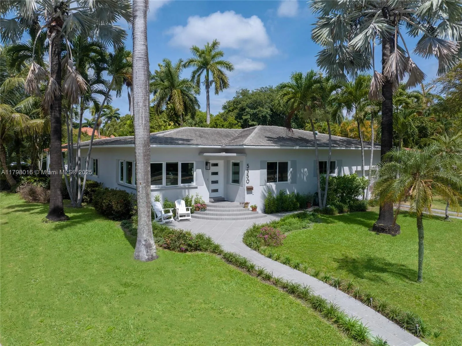 5550 N Bayshore Dr, Miami FL 33137