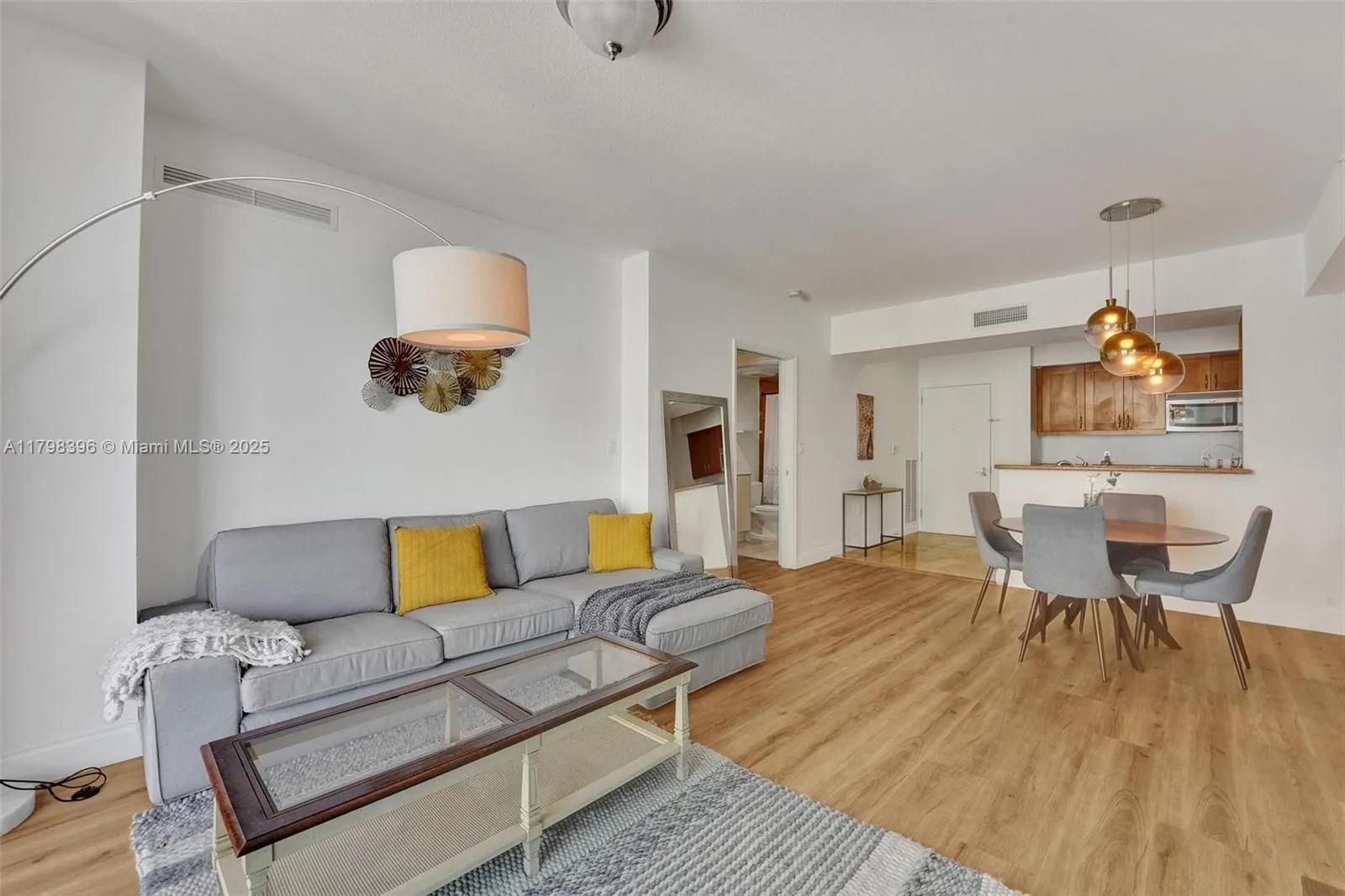 1745 E Hallandale Beach Blvd # 2105W, Hallandale Beach FL 33009