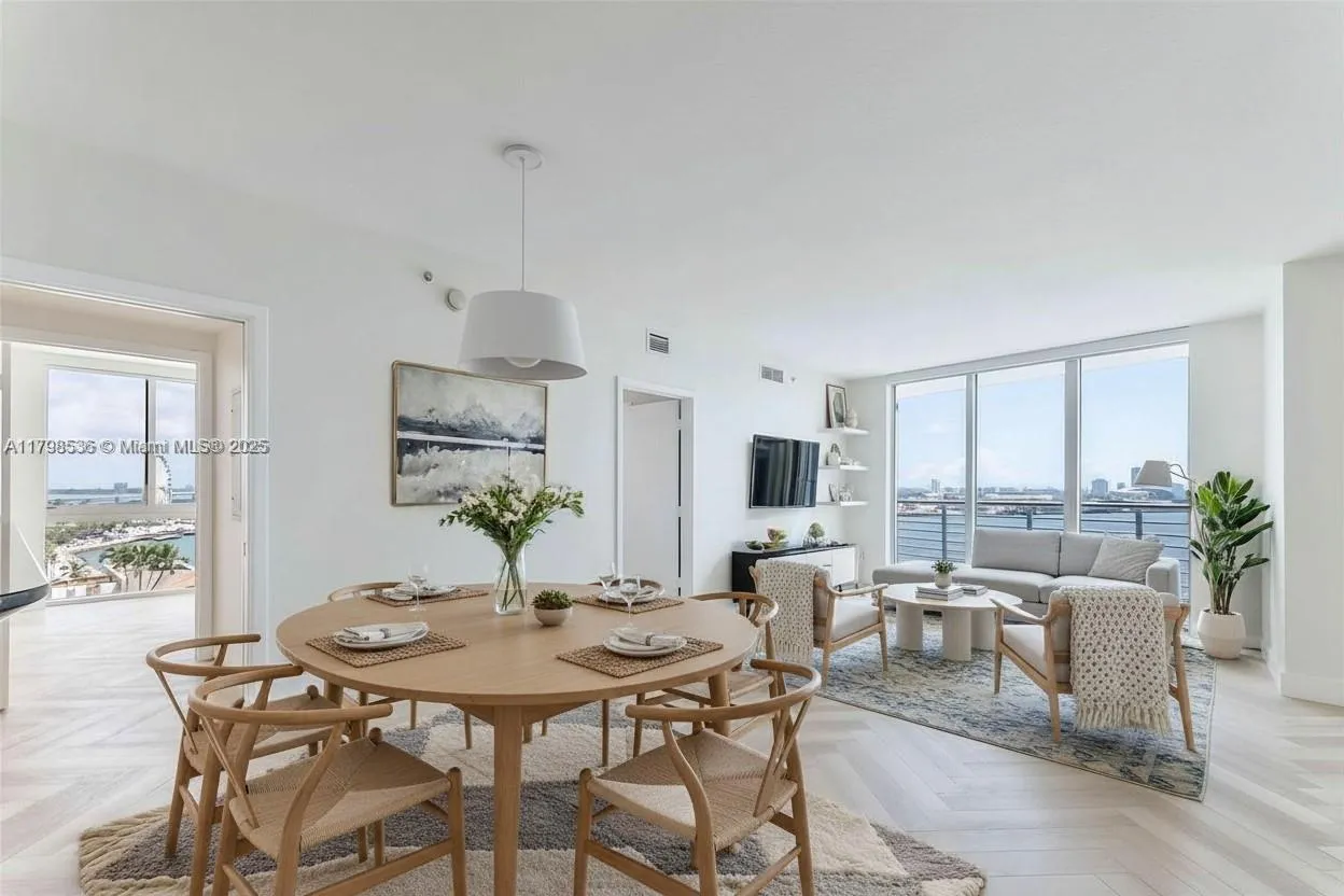 1 bedroom 1 bath for sale at 335 S Biscayne Blvd # 10, Miami FL 33131