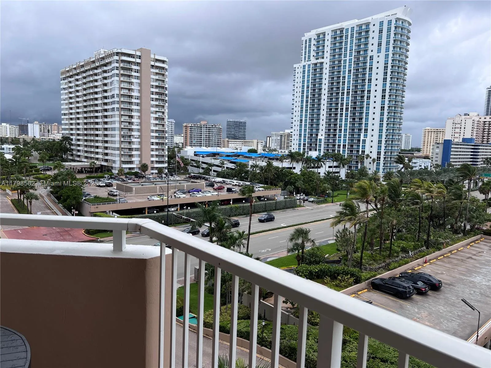 1980 S Ocean Dr # 6K, Hallandale Beach FL 33009