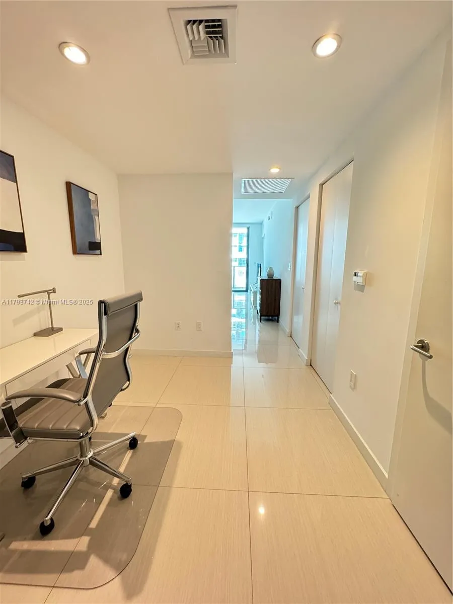 1300 S Miami Ave # 1608, Miami FL 33130
