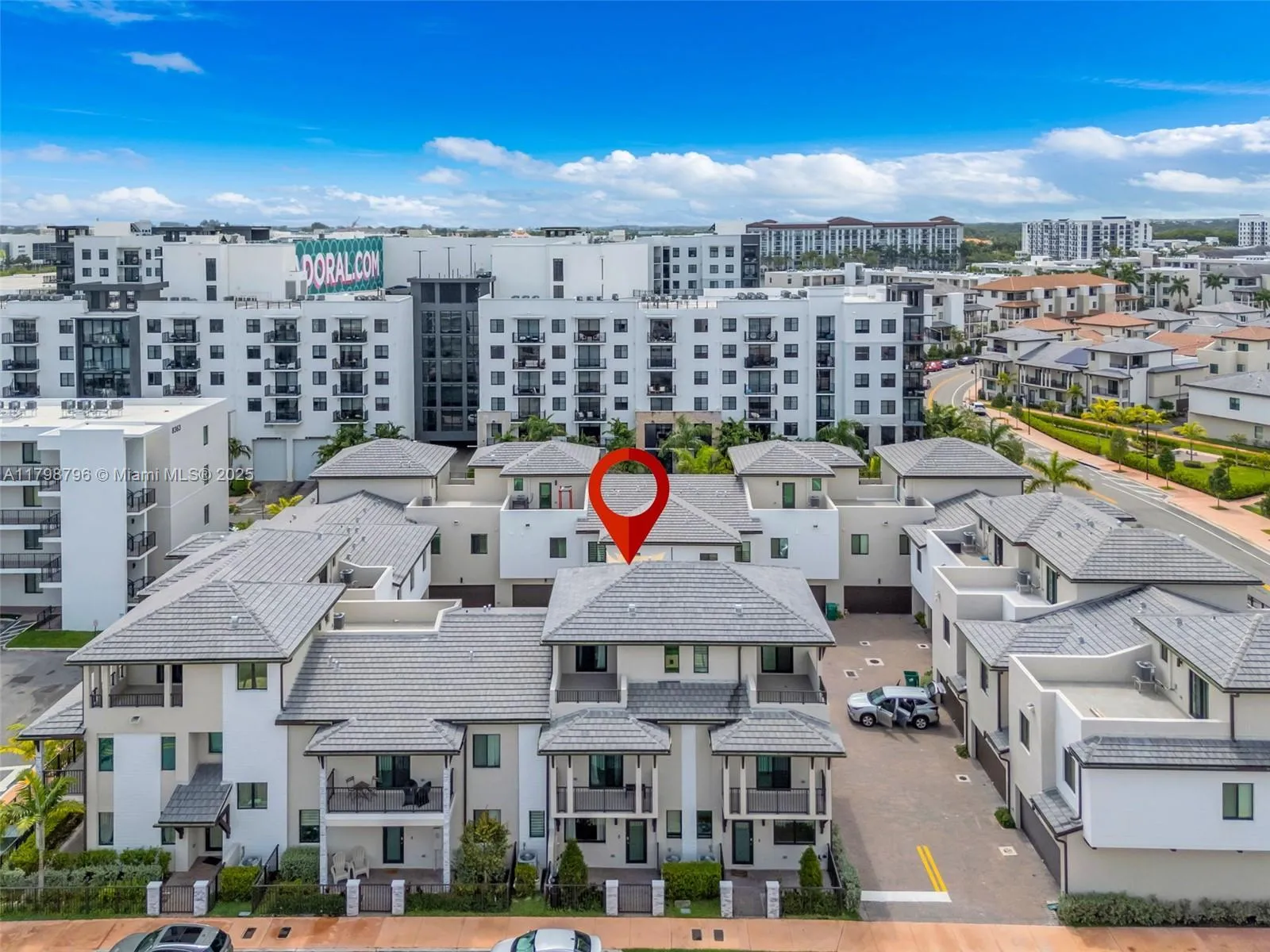 3 bedroom 2 bath for sale at 4233 NW 83rd Path, Doral FL 33166