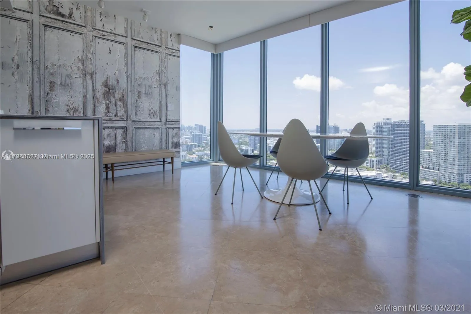 2 bedroom 2 bath for sale at 601 NE 36th St # 3101, Miami FL 33137