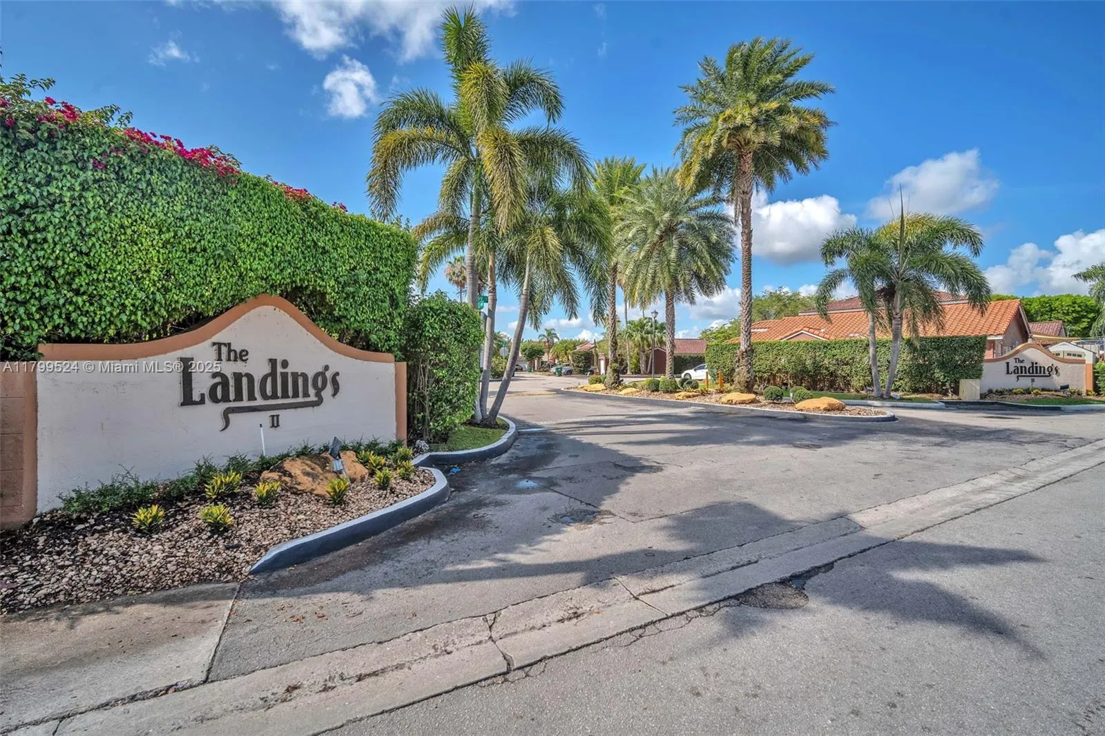 9984 SW 162nd Pl, Miami FL 33196