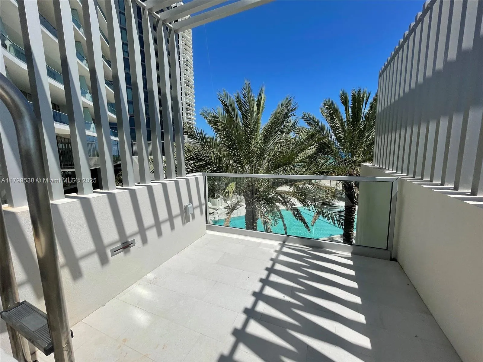 18501 Collins Avenue # 27, Sunny Isles Beach FL 33160