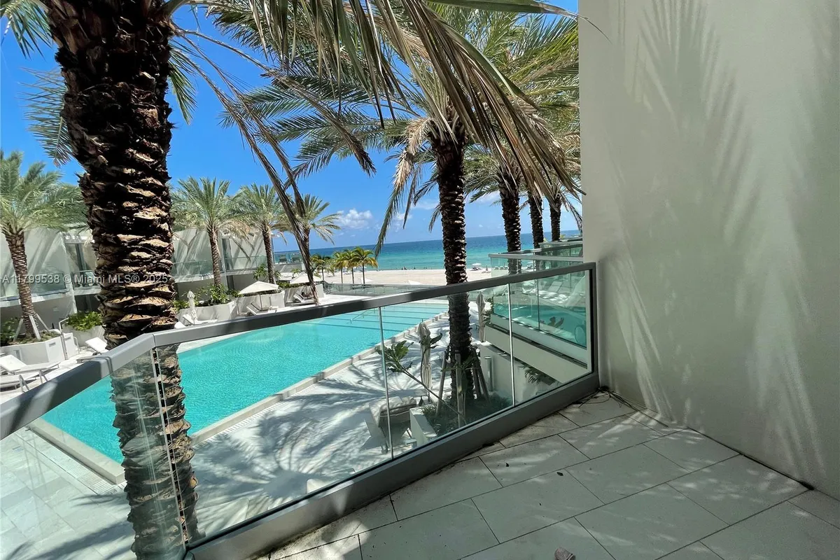 18501 Collins Avenue # 27, Sunny Isles Beach FL 33160