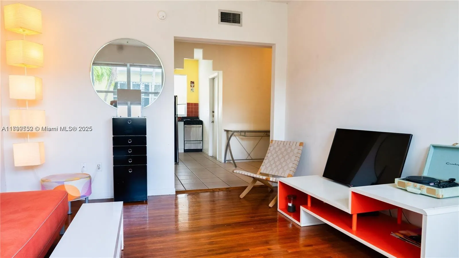 1051 Euclid Ave # 208, Miami Beach FL 33139