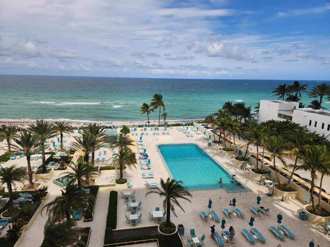 2501 S OCEAN DR # 1221, Hollywood FL 33019