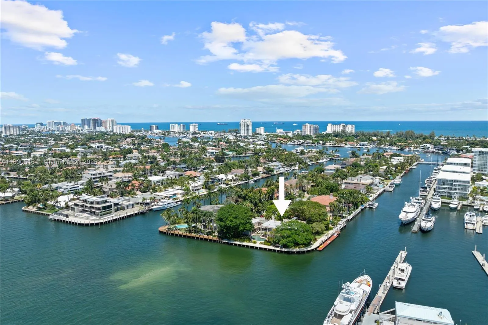 7 bedroom 6 bath for sale at 2500 Mercedes Dr, Fort Lauderdale FL 33316