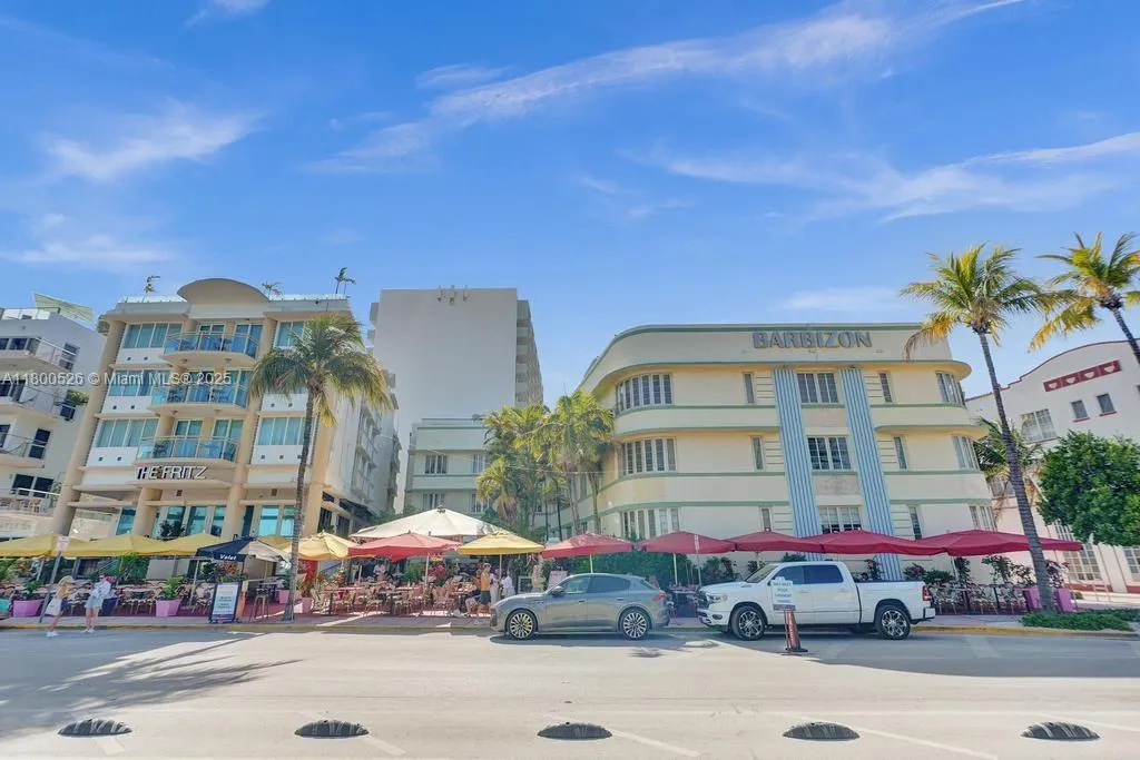 530 Ocean Dr, Miami Beach FL 33139