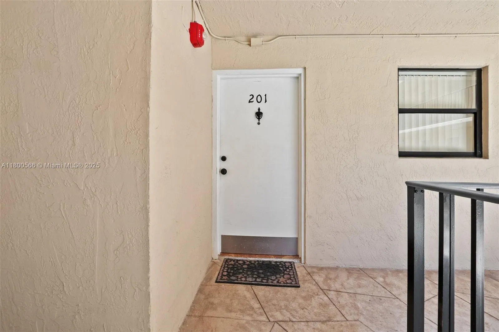 7125 Bay Dr # 201, Miami Beach FL 33141