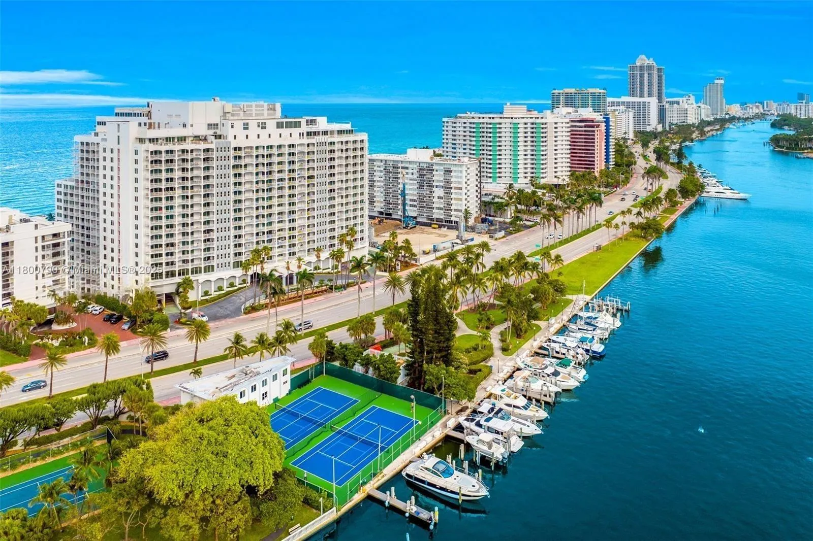 2 bedroom 2 bath for sale at 5401 Collins Ave # 428, Miami Beach FL 33140