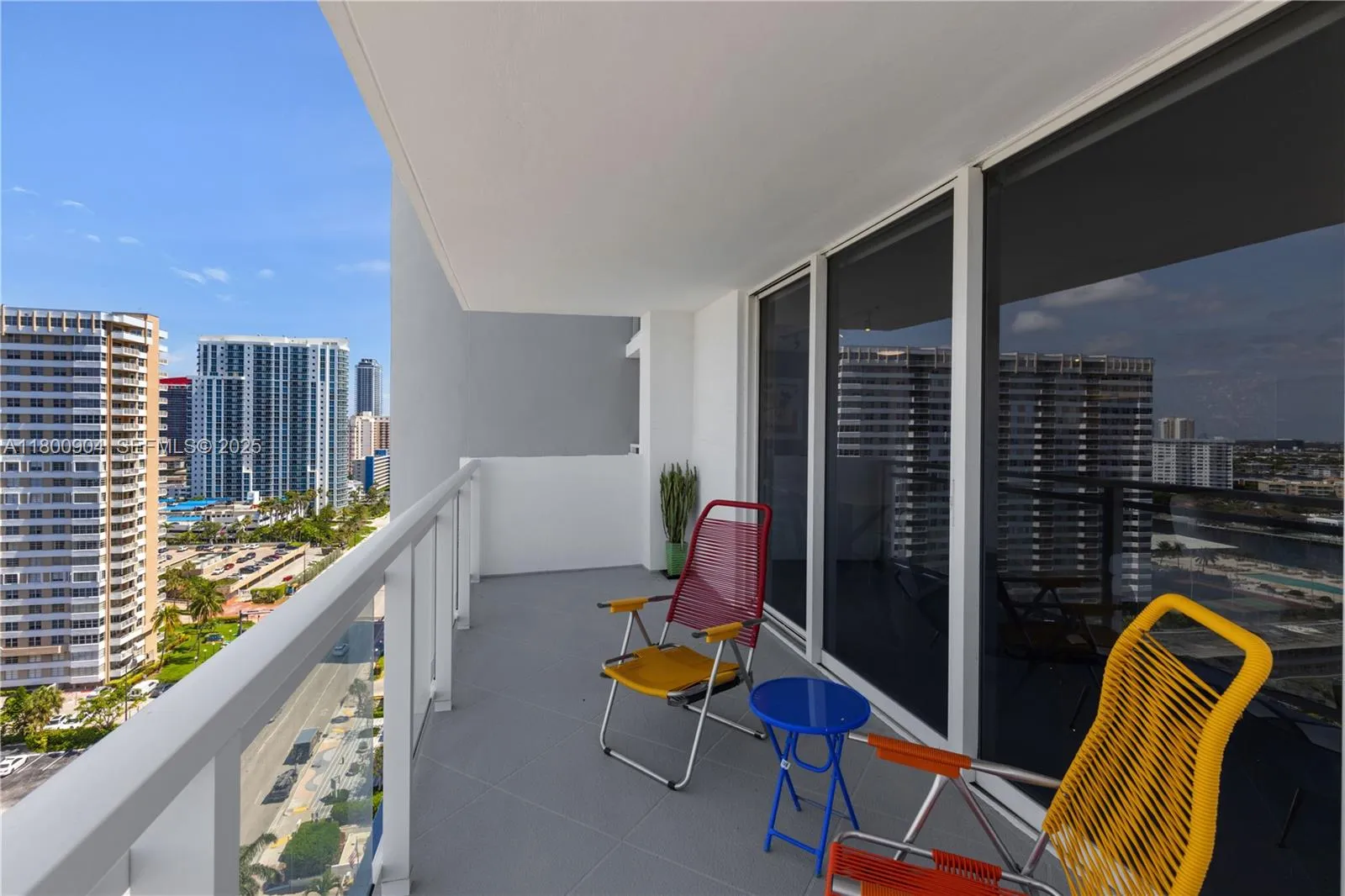 2030 S Ocean Dr # 1707, Hallandale Beach FL 33009